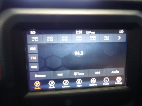 Used 2020 Jeep Wrangler Rubicon w/ Cold Weather Group AWD/4WD image 32