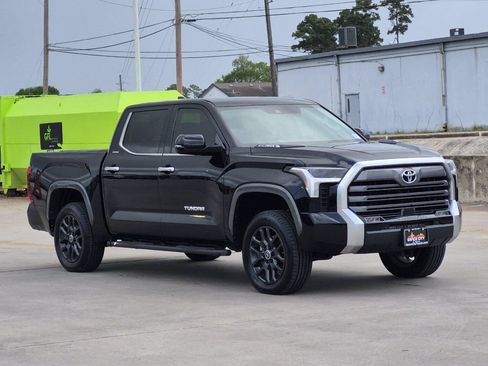 Used 2024 Toyota Tundra Limited w/ Power Package AWD/4WD image 8