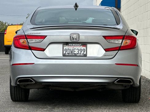 Used 2022 Honda Accord Sport image 5