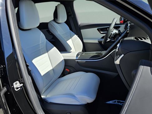 New 2026 Mercedes-Benz GLC 300 GLC 300 image 15