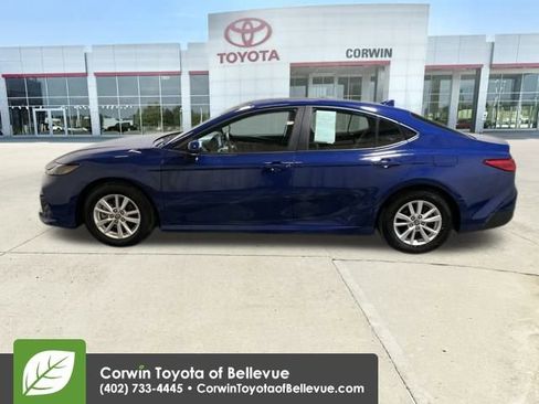 Used 2025 Toyota Camry LE image 2