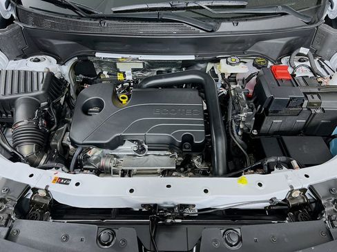 New 2026 Chevrolet Equinox LT w/ LPO, Floor Liner Package image 29