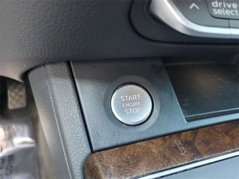 Used 2018 Audi Q5 2.0T Premium image 28