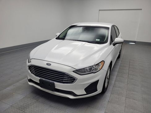 Used 2020 Ford Fusion SE image 15