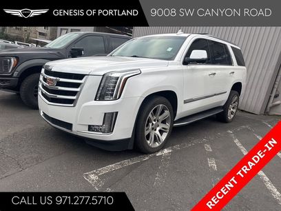 Used 2016 Cadillac Escalade Luxury