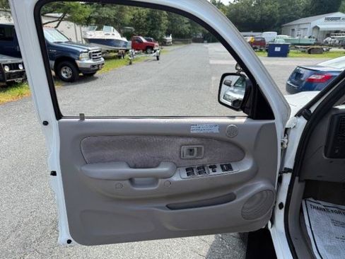 Used 2004 Toyota Tacoma 4x4 Double Cab image 17