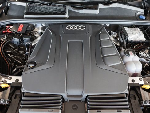 New 2026 Audi Q7 2.0T Premium Plus AWD/4WD image 4