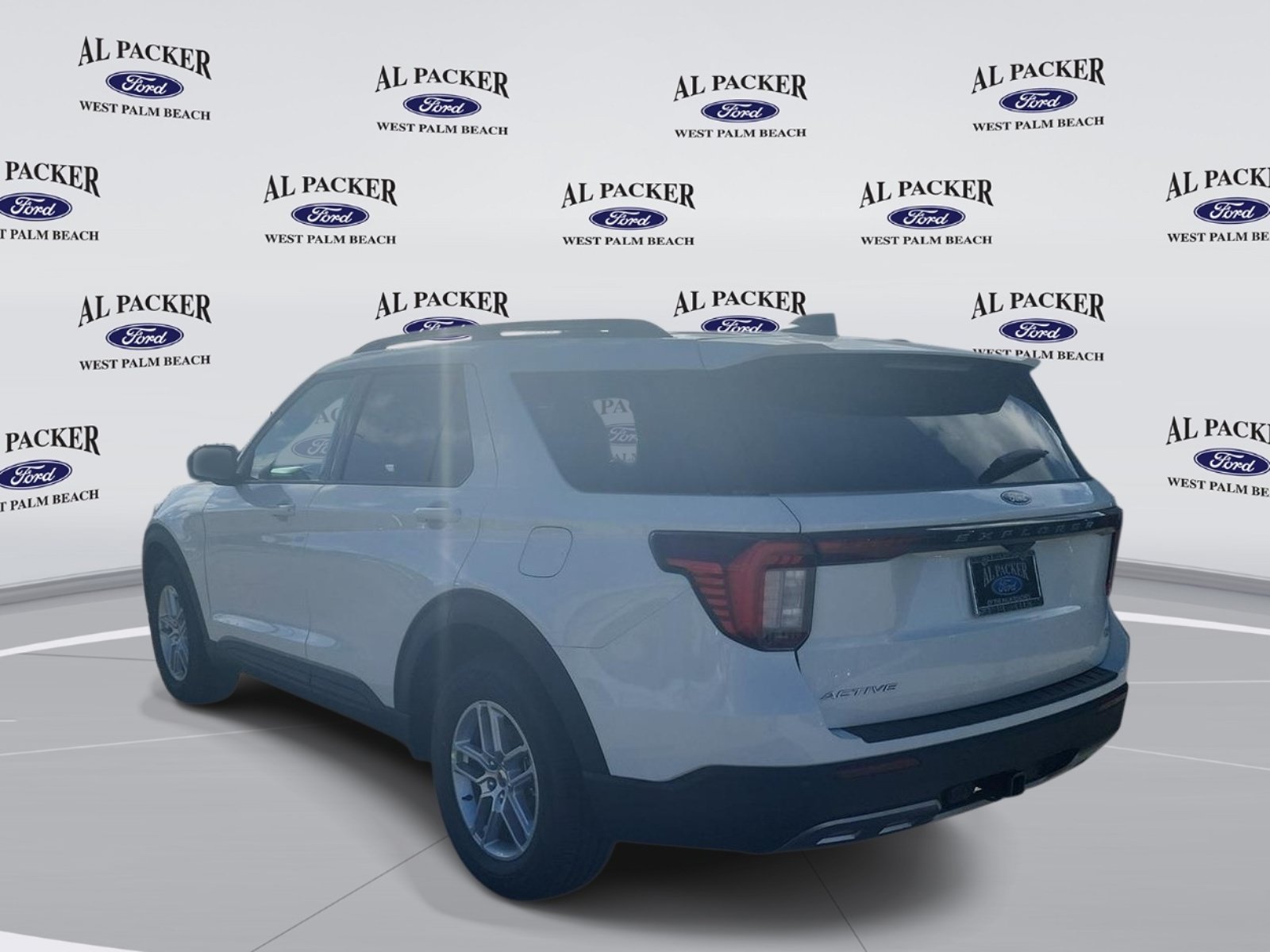 New 2027 Ford Explorer Active w/ Active Comfort Package RWD image 3
