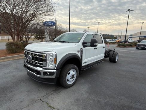 New 2024 Ford F450 XL w/ XL Chrome Package image 15