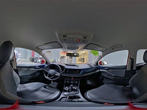 Used 2022 Volkswagen Taos SE image 17