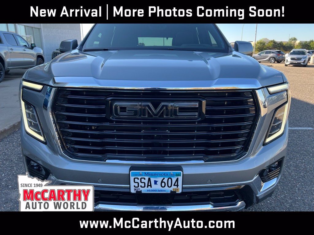 Used 2025 GMC Yukon Elevation w/ LPO, Elevation Black Package AWD/4WD image 2