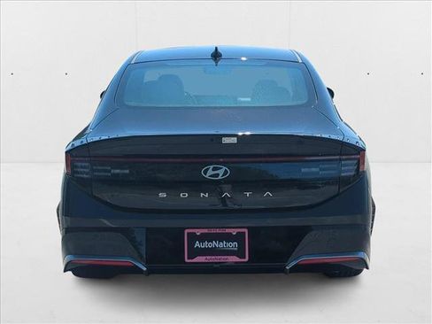 New 2025 Hyundai Sonata SEL image 8