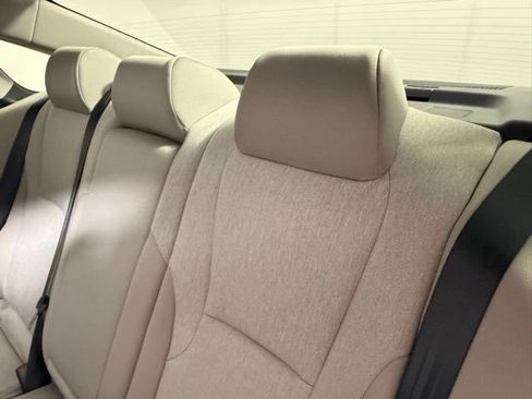 Used 2024 Honda Accord EX image 39