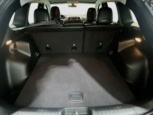 Used 2020 Jeep Cherokee Latitude Plus image 18