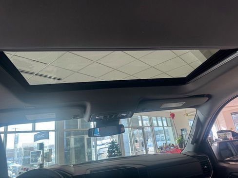 New 2026 GMC Sierra 1500 SLT w/ SLT Premium Package image 11