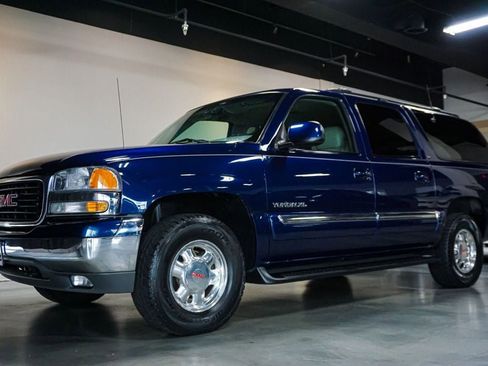 Used 2001 GMC Yukon XL 4WD image 3