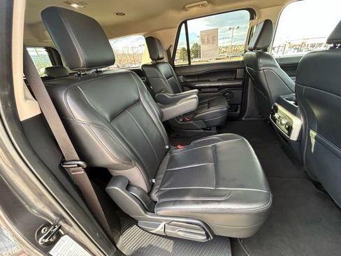Used 2024 Ford Expedition Max XLT image 27
