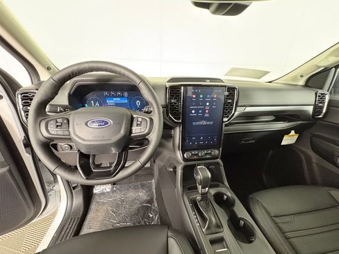 New 2026 Ford Ranger Lariat w/ Black Appearance Package RWD image 7