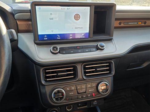 Used 2022 Ford Maverick Lariat w/ Lariat Luxury Package image 4