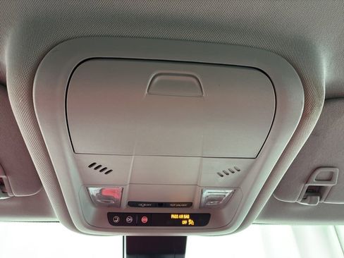 Used 2022 Chevrolet Equinox LT image 22