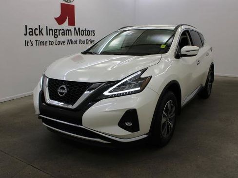 Certified 2024 Nissan Murano SV FWD image 2