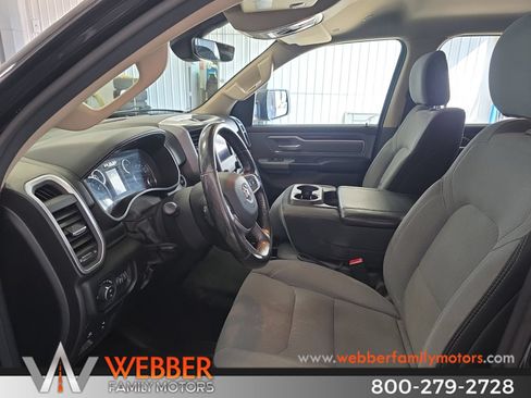 Used 2019 RAM 1500 Big Horn AWD/4WD image 8