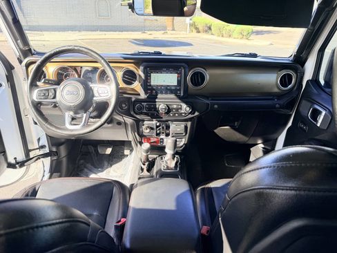 Used 2020 Jeep Gladiator Rubicon image 22