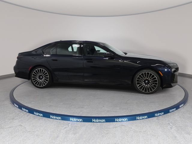 Certified 2026 BMW 740i xDrive AWD/4WD image 4