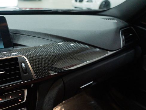 Used 2018 BMW M3 image 50