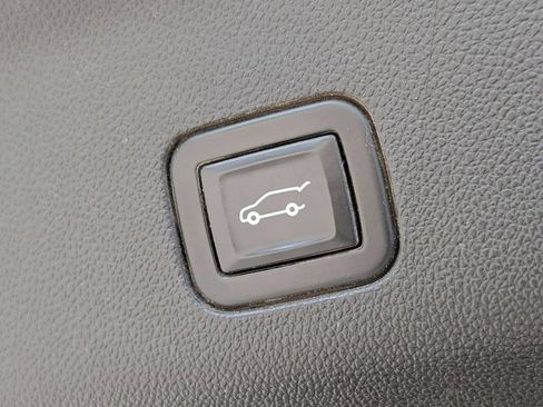 Used 2021 Chevrolet Tahoe LT AWD/4WD image 26