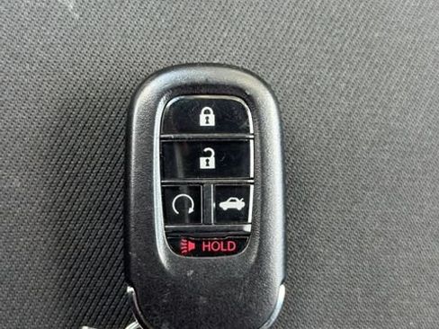 Used 2024 Honda Civic Sport image 28