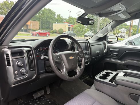 Used 2017 Chevrolet Silverado 1500 LT w/ All Star Edition AWD/4WD image 8