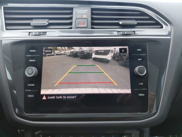 Used 2019 Volkswagen Tiguan SEL Premium R-Line FWD image 27