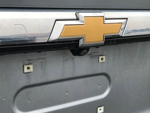 Used 2023 Chevrolet Traverse LT image 5