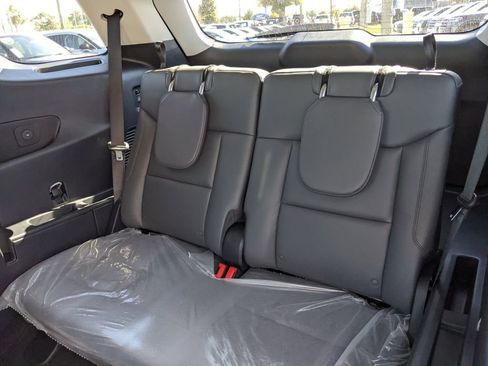 New 2026 Ford Explorer Active w/ Active Comfort Package image 17