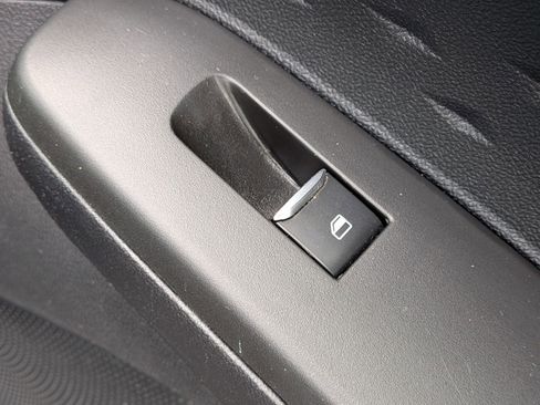 Used 2020 Ford Escape SEL FWD image 34