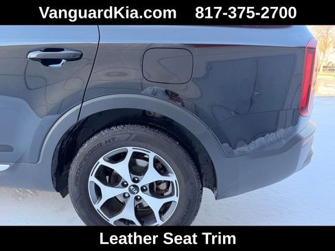 Used 2021 Kia Telluride EX image 9