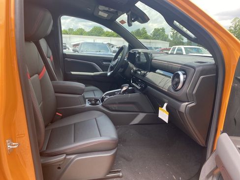 New 2025 Chevrolet Colorado Z71 w/ Technology Package image 10