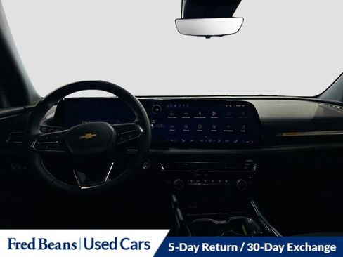 Used 2026 Chevrolet Traverse LT w/ Driver Confidence Package AWD/4WD image 28