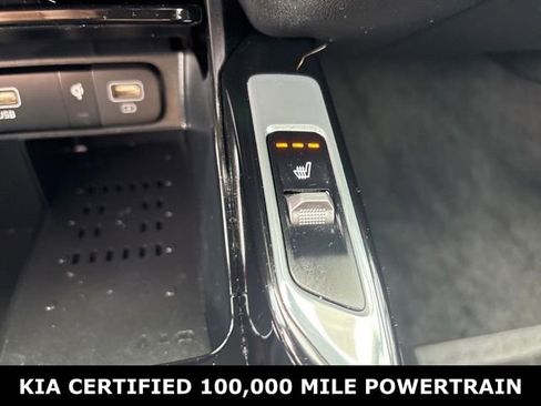 Certified 2023 Kia Sorento SX FWD image 27
