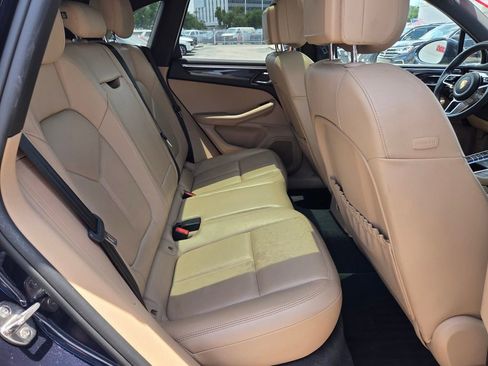 Used 2019 Porsche Macan AWD/4WD image 13