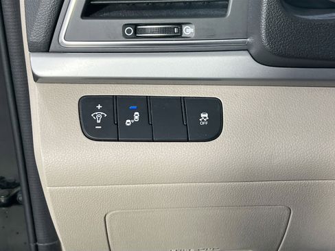 Used 2018 Hyundai Elantra SEL image 10