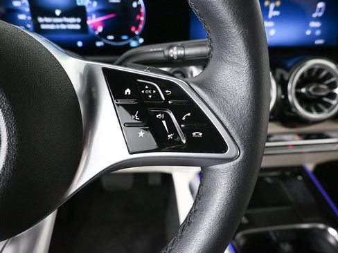 Certified 2025 Mercedes-Benz GLB 250 image 11