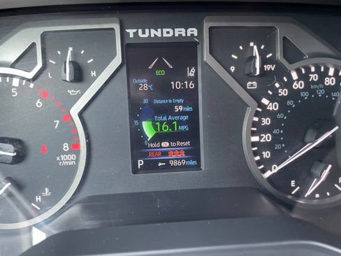 Used 2022 Toyota Tundra SR5 AWD/4WD image 17