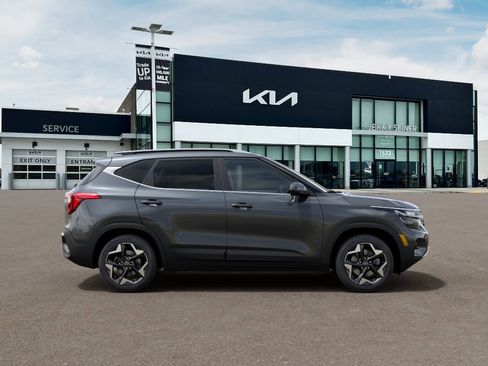 New 2026 Kia Seltos EX AWD/4WD image 8