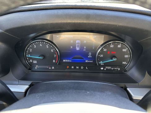 Certified 2022 Ford Explorer XLT w/ Equipment Group 202A image 20