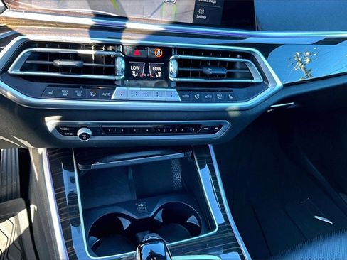 Used 2023 BMW X5 xDrive45e image 24