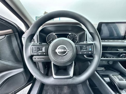 Used 2023 Nissan Rogue SV AWD/4WD image 20