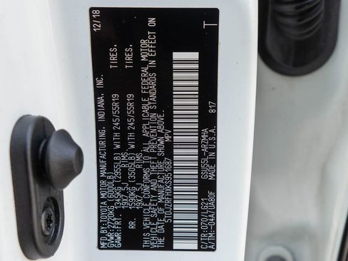 Used 2019 Toyota Highlander SE image 40