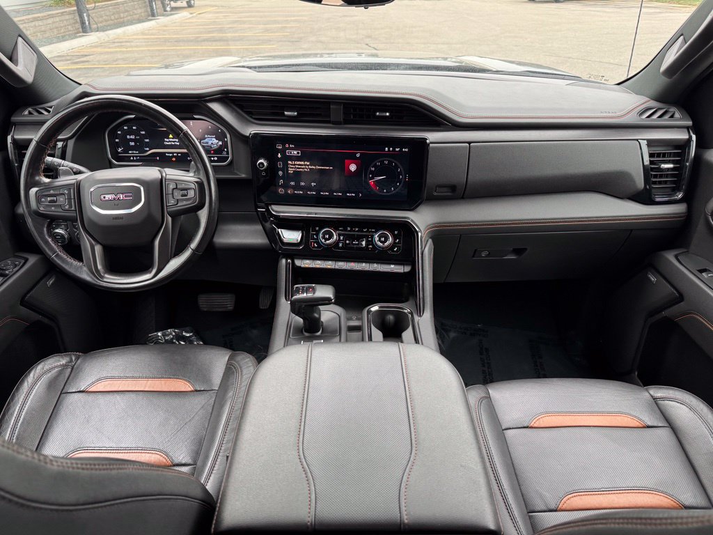Used 2023 GMC Sierra 1500 AT4 w/ AT4 Premium Package AWD/4WD image 16